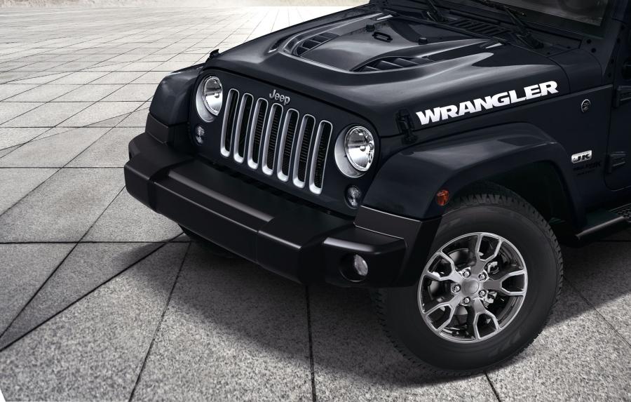 Детали экстерьера Jeep Wrangler Unlimited JK Edition (JK) 2018 года  (EU) (фото 2 из 3)